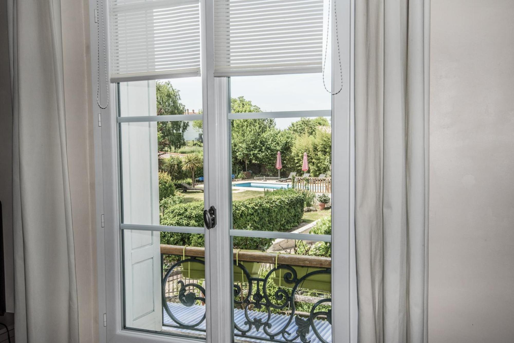 Les Tuileries De Chanteloup La Roche-Chalais ห้อง รูปภาพ