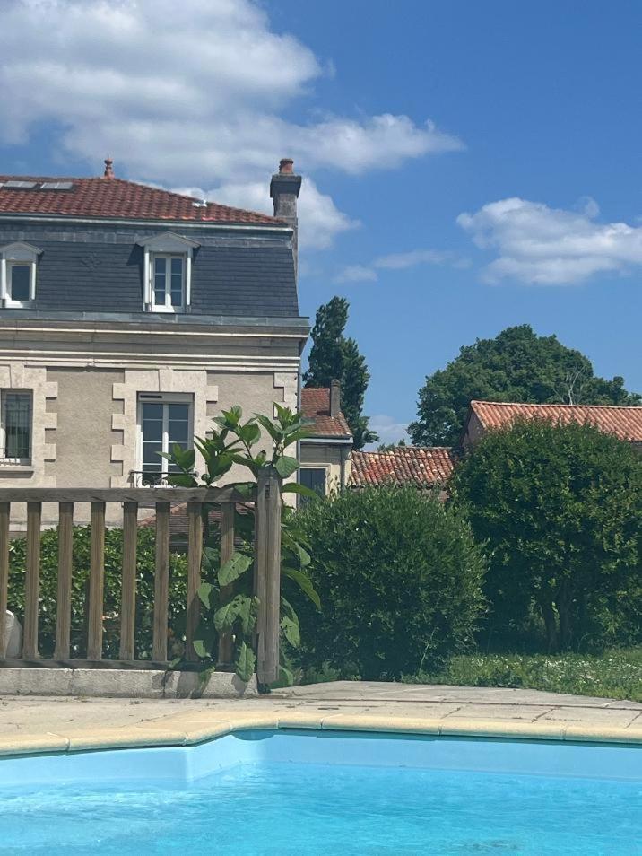Les Tuileries De Chanteloup La Roche-Chalais ภายนอก รูปภาพ